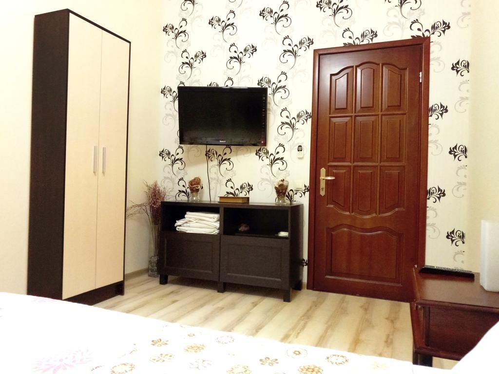V&V Apartment Odessa Esterno foto